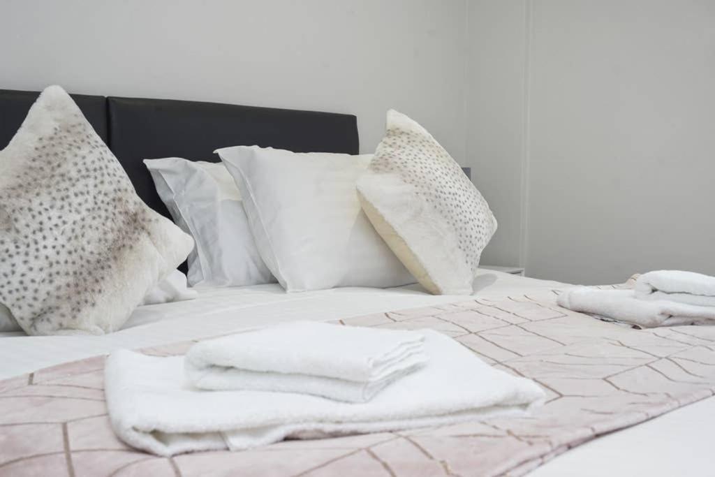 Flat 3 Bridge House Apartment Staines-upon-Thames Luaran gambar