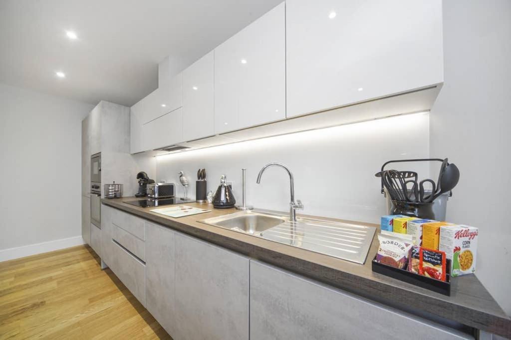 Flat 3 Bridge House Apartment Staines-upon-Thames Luaran gambar